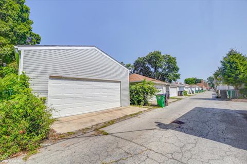 Tiny photo for 6444 27th Street, Berwyn, IL 60402 (MLS # 12468834)