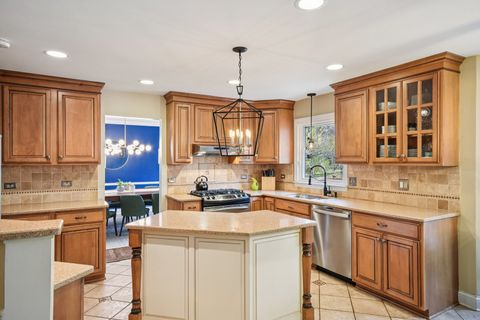 Tiny photo for 1006 Bankfield Court, Naperville, IL 60540 (MLS # 12516825)