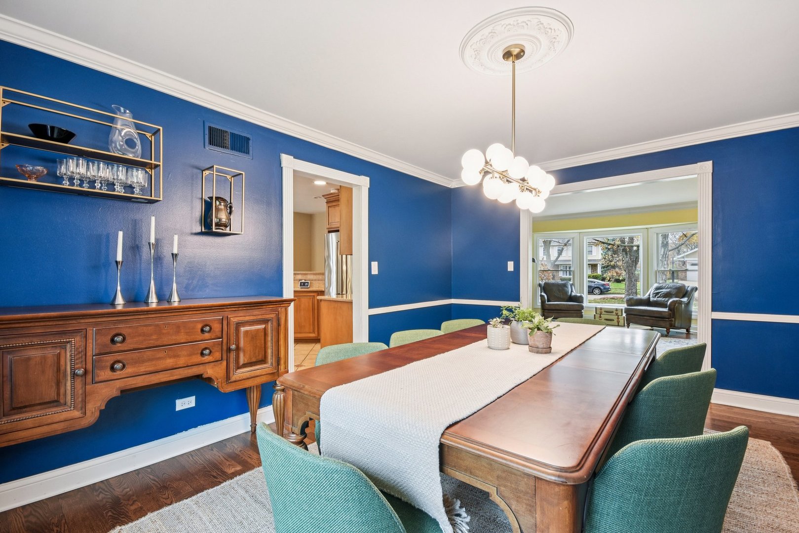 Naperville, Illinois 60540, United States, 4 Bedrooms Bedrooms, ,3 BathroomsBathrooms,Residential,Active,245766