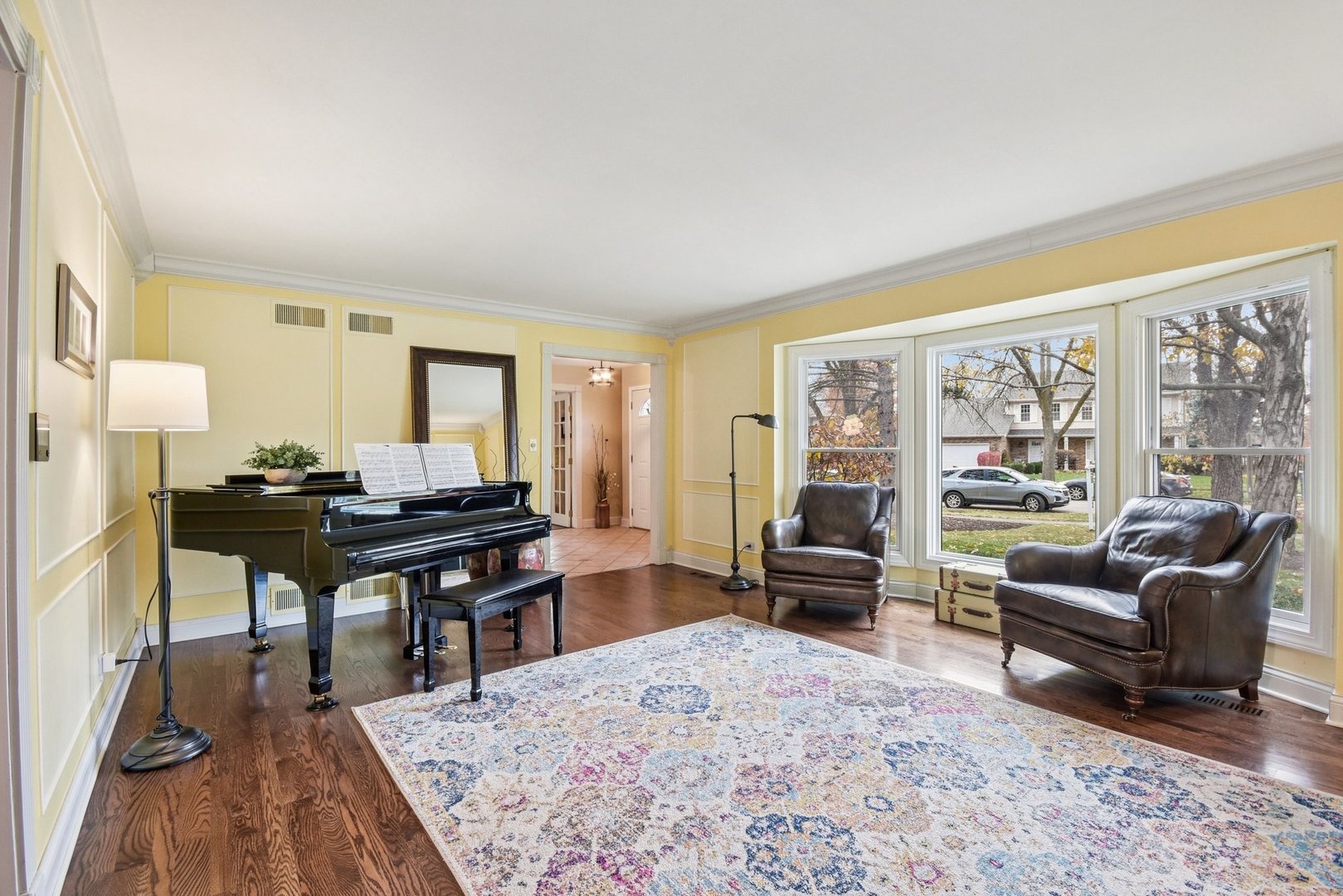 Naperville, Illinois 60540, United States, 4 Bedrooms Bedrooms, ,3 BathroomsBathrooms,Residential,Active,245766