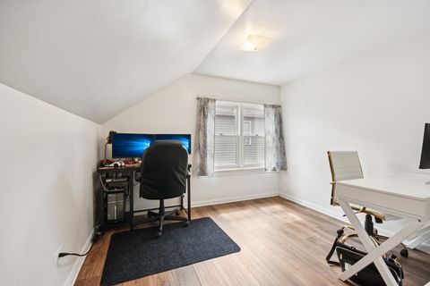 Tiny photo for 9404 S 55th Court, Oak Lawn, IL 60453 (MLS # 12606417)