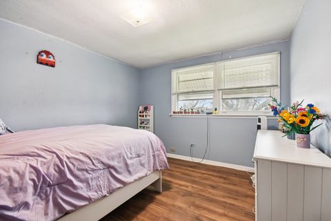 Tiny photo for 9404 S 55th Court, Oak Lawn, IL 60453 (MLS # 12606417)