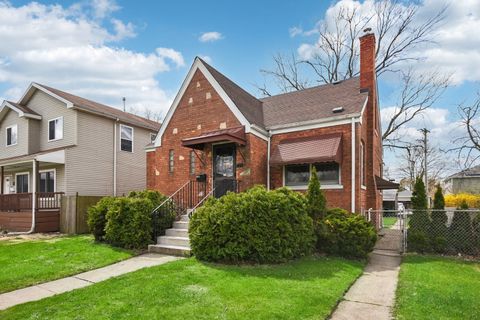 Tiny photo for 9404 S 55th Court, Oak Lawn, IL 60453 (MLS # 12606417)