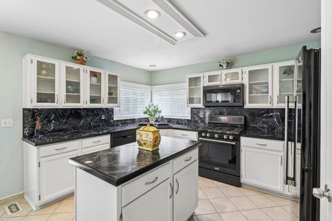 Tiny photo for 1360 Yosemite Parkway, Algonquin, IL 60102 (MLS # 12747583)