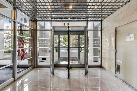 Tiny photo for 555 W Cornelia Avenue #1011, Chicago, IL 60657 (MLS # 12460164)