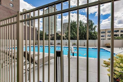 Tiny photo for 555 W Cornelia Avenue #1011, Chicago, IL 60657 (MLS # 12460164)