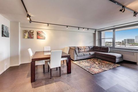 Tiny photo for 555 W Cornelia Avenue #1011, Chicago, IL 60657 (MLS # 12460164)
