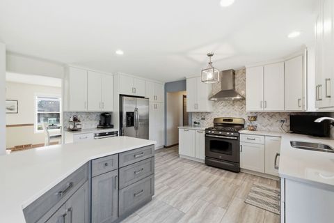 Tiny photo for 13950 S Golden Oak Drive, Homer Glen, IL 60491 (MLS # 12586754)