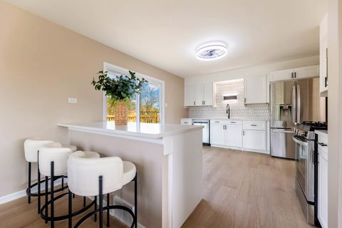 Tiny photo for 252 S Ellis Avenue, Glenwood, IL 60425 (MLS # 12615175)