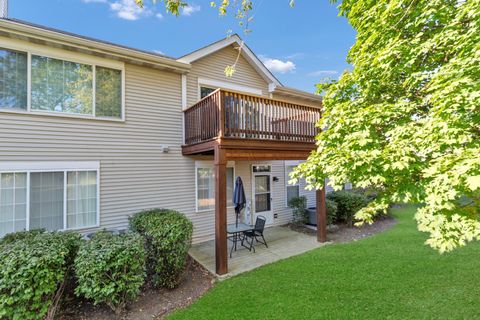 Tiny photo for 1949 Blackberry Lane #1949, Hoffman Estates, IL 60169 (MLS # 12494491)