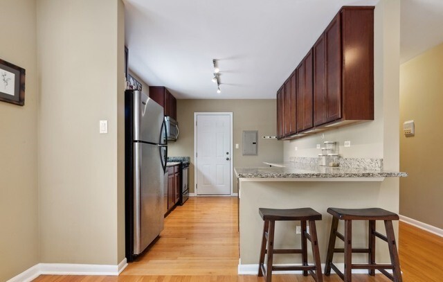 2145 Ridge Avenue 3A