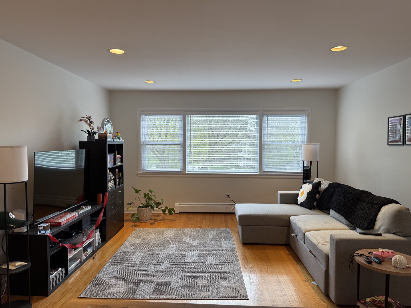2145 Ridge Avenue 3A