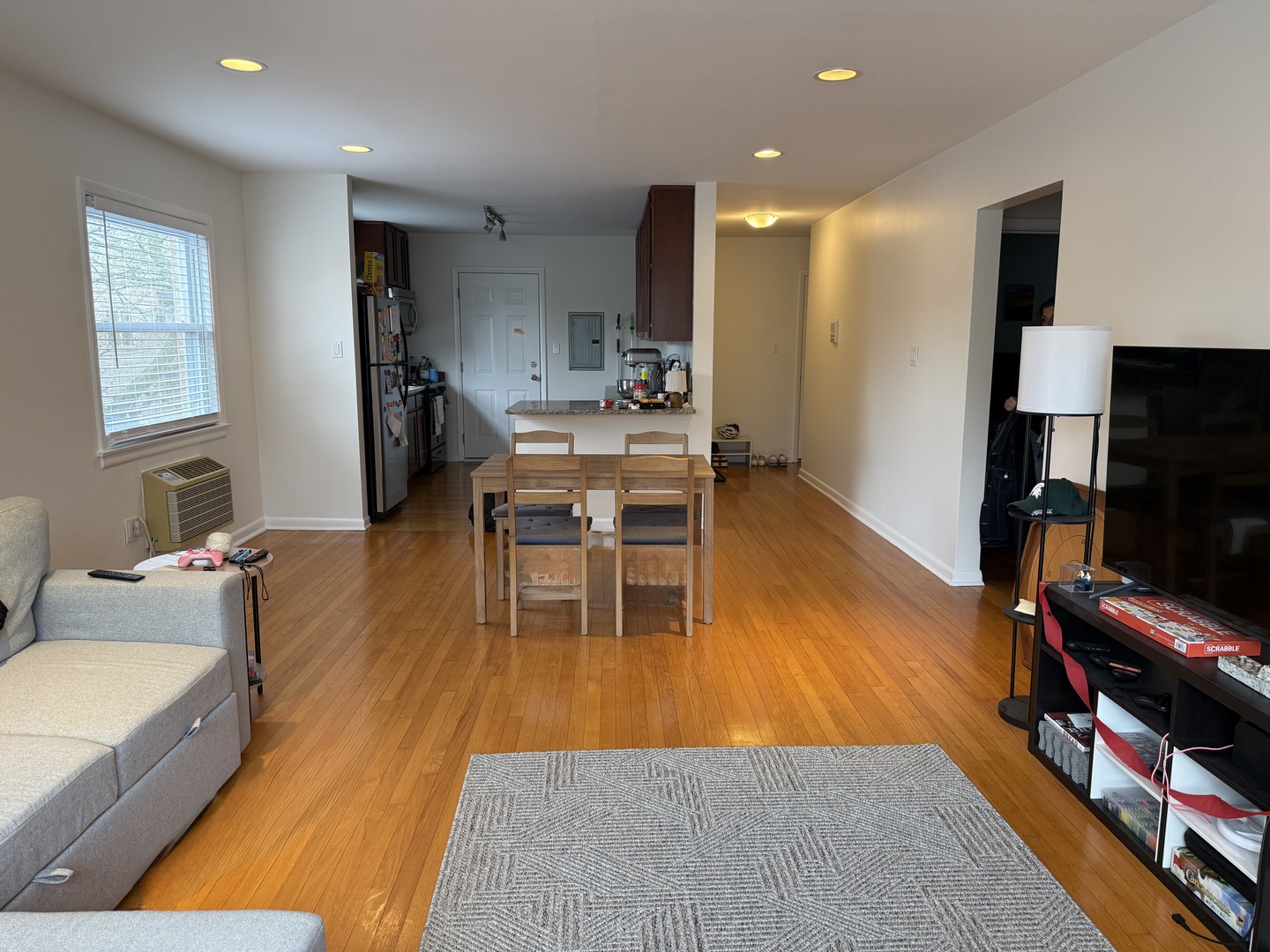 2145 Ridge Avenue 3A