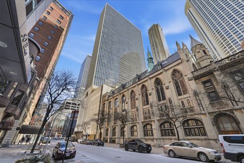 Photo of 111 E Chestnut Street #50G, Chicago, IL 60611 (MLS # 12596966)