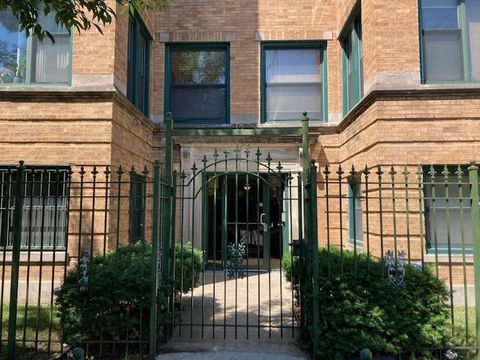 7308 S Yates Boulevard 1 Chicago IL 60649