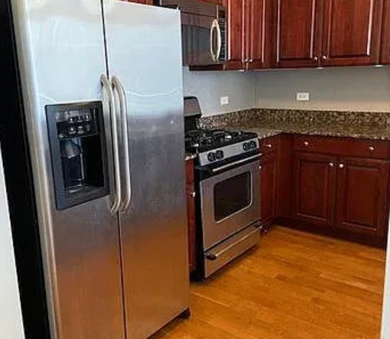 201 N WESTSHORE Drive 1803