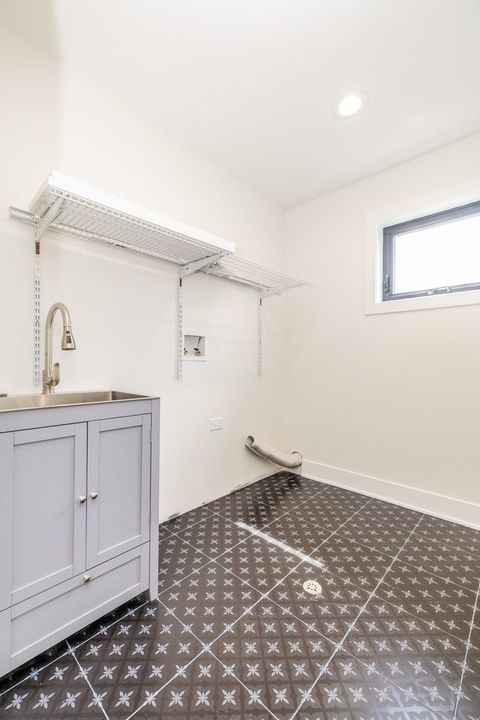 Tiny photo for 2247 S 6th Avenue, North Riverside, IL 60546 (MLS # 12606199)