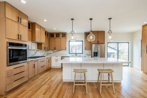 Tiny photo for 2247 S 6th Avenue, North Riverside, IL 60546 (MLS # 12606199)