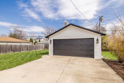 Tiny photo for 2247 S 6th Avenue, North Riverside, IL 60546 (MLS # 12606199)