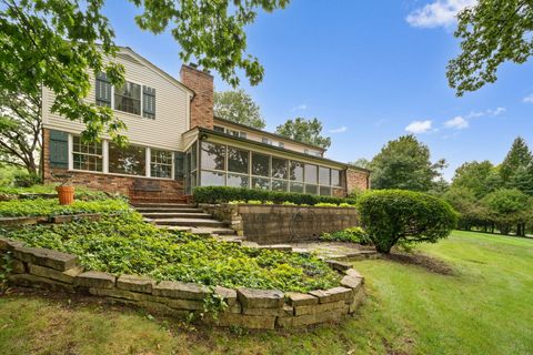 Tiny photo for 21410 W York Court, Kildeer, IL 60047 (MLS # 12459310)