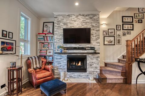 Tiny photo for 339 W SCOTT Street, Chicago, IL 60610 (MLS # 12452859)