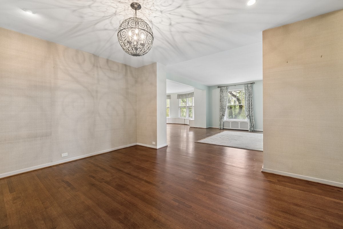 5490 S South Shore Drive 2N