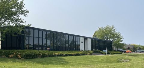 404 WASHINGTON Boulevard Mundelein IL 60060