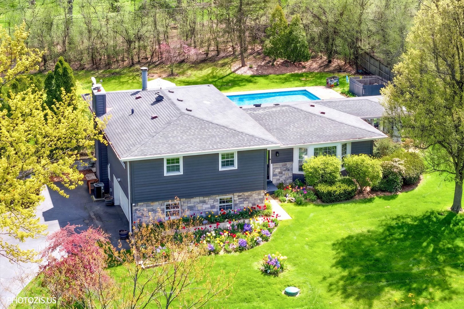 3270 Middlesax Drive