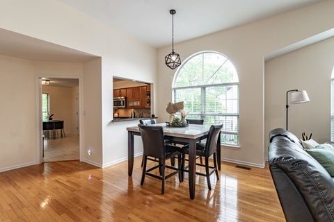 Tiny photo for 789 Grosse Pointe Circle, Vernon Hills, IL 60061 (MLS # 12688499)