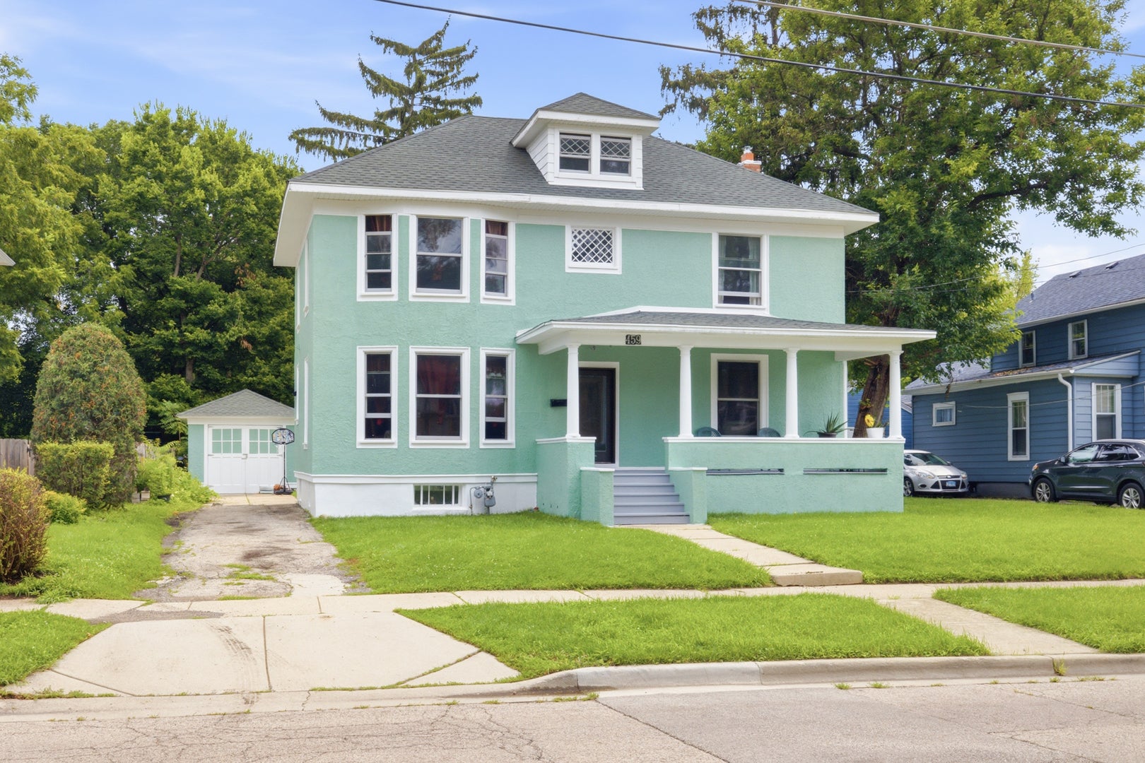459 N Spring Street