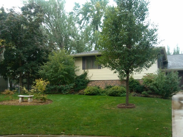 702 AUBURN Circle