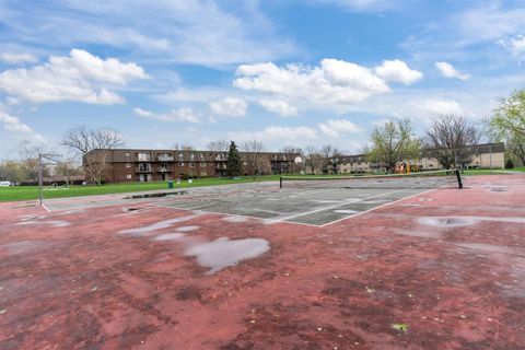 Tiny photo for 570 Fairway View Drive #3H, Wheeling, IL 60090 (MLS # 12618919)