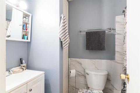 Tiny photo for 570 Fairway View Drive #3H, Wheeling, IL 60090 (MLS # 12618919)