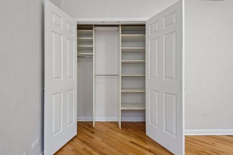 Tiny photo for 525 W ALDINE Avenue #1E, Chicago, IL 60657 (MLS # 12538987)