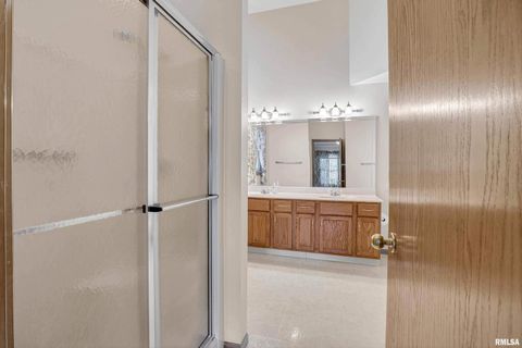 Tiny photo for 3988 PARTRIDGE Circle, Bettendorf, IA 52722 (MLS # QC4266764)