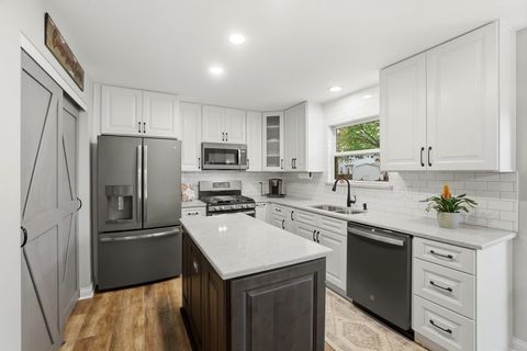 Tiny photo for 10620 Wing Pointe Drive, Huntley, IL 60142 (MLS # 12642423)