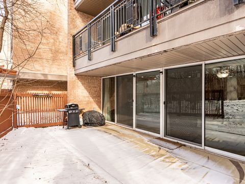 Tiny photo for 5900 OAKWOOD Drive #1E, Lisle, IL 60532 (MLS # 12542582)