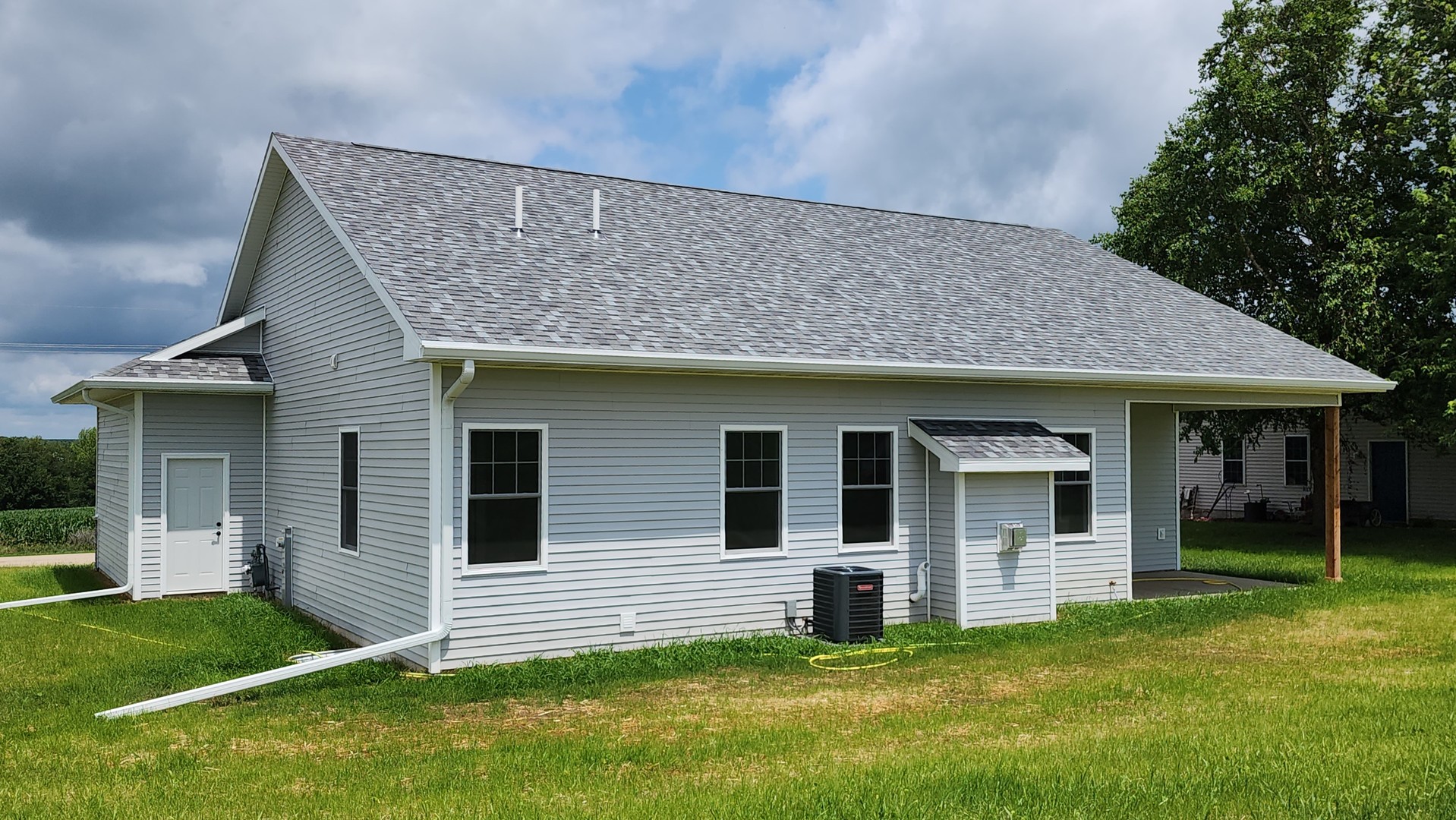 1123 CHURCH Street