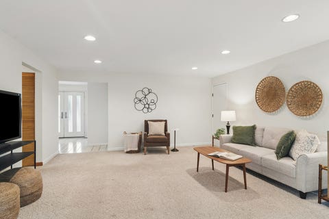 Tiny photo for 852 E Plate Drive, Palatine, IL 60074 (MLS # 12638717)