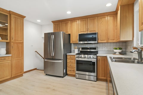 Tiny photo for 852 E Plate Drive, Palatine, IL 60074 (MLS # 12638717)