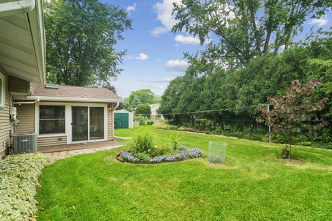 Tiny photo for 852 E Plate Drive, Palatine, IL 60074 (MLS # 12638717)