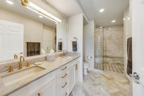 Tiny photo for 25 E Superior Street #1906, Chicago, IL 60611 (MLS # 12633137)