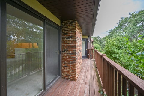Tiny photo for 372 Sandhurst Circle #3, Glen Ellyn, IL 60137 (MLS # 12758940)