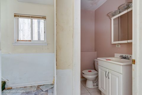 Tiny photo for 9311 S Burnside Avenue, Chicago, IL 60619 (MLS # 12488675)