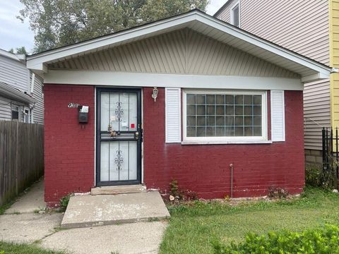 Photo of 9311 S Burnside Avenue, Chicago, IL 60619 (MLS # 12488675)