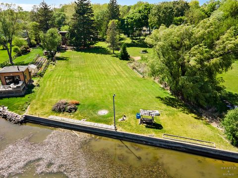 Tiny photo for 24211 N Riverside Drive, Cary, IL 60013 (MLS # 12368613)