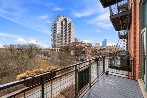 Tiny photo for 1550 S Indiana Avenue #401, Chicago, IL 60605 (MLS # 12592919)
