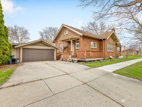 Tiny photo for 302 N Rockford Avenue, Rockford, IL 61107 (MLS # 12610526)