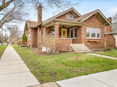 Photo of 302 N Rockford Avenue, Rockford, IL 61107 (MLS # 12610526)