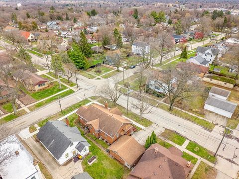 Tiny photo for 302 N Rockford Avenue, Rockford, IL 61107 (MLS # 12610526)